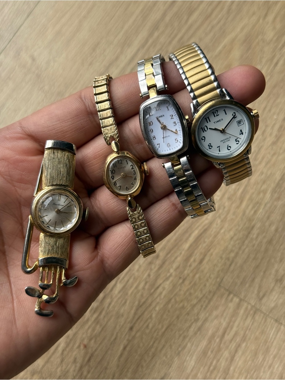 Timex vintage women’s watch lot (4 working watches )